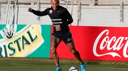 Edu Vargas entrena en Calama y aparece fijo en la delantera
