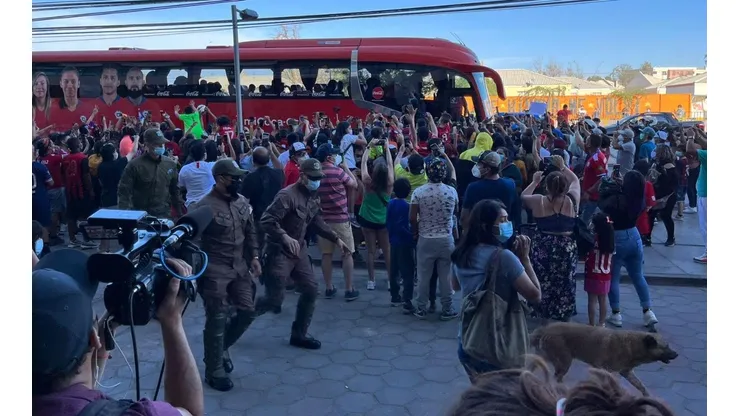 Los hinchas se fueron encima de los jugadores