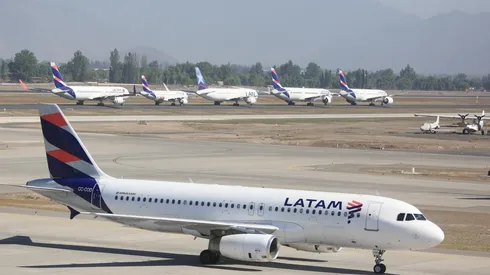 Revisa los requisitos necesarios para salir del país y regresar.