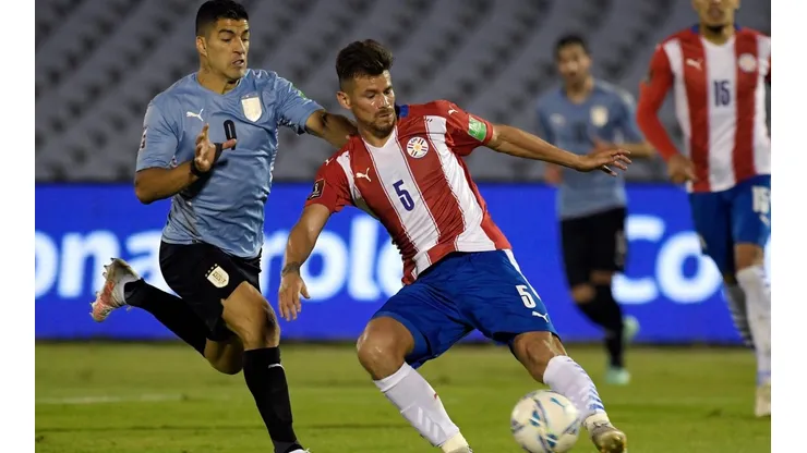 Uruguay y Paraguay necesitan los puntos para seguir soñando con Qatar 2022.