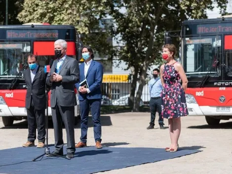 ¿Cómo puedo pagar el transporte público con el celular?