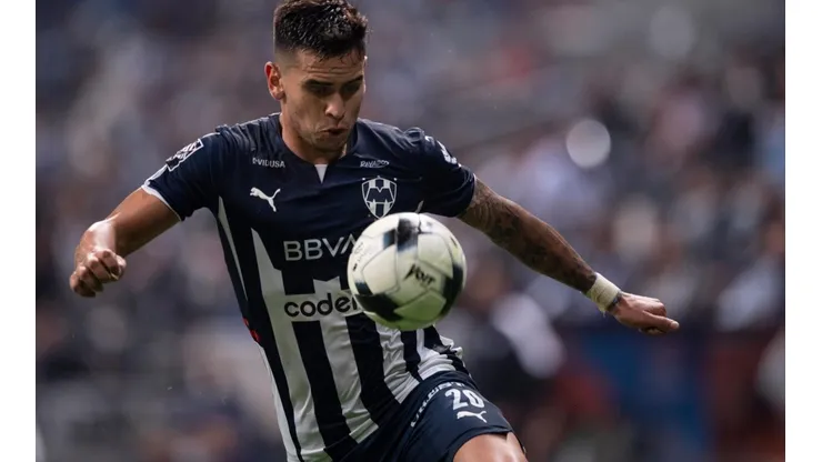 El zaguero formado en Audax Italiano jugó 56 minutos en el empate del Monterrey con Cruz Azul antes de mentalizarse en los desafíos de La Roja.