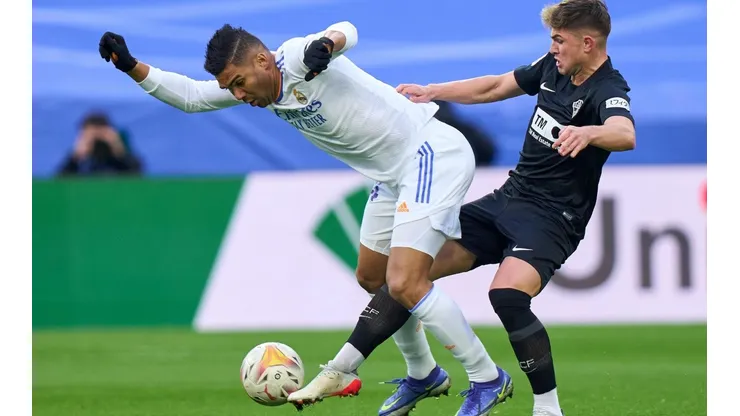 Real Madrid salvó con lo justo el empate ante el Elche