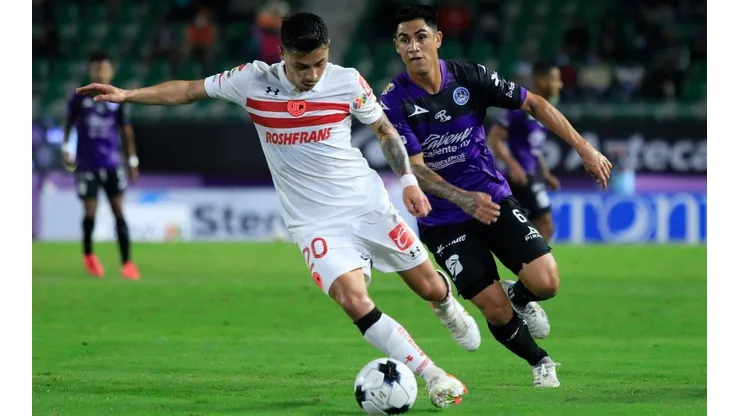 Toluca con Baeza titular derrota a Mazatlán en liga mexicana.