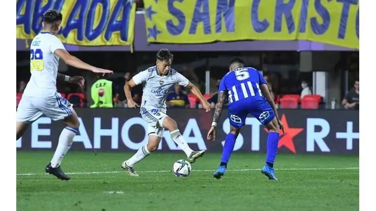 Zeballos pone el empate de Boca ante la U.
