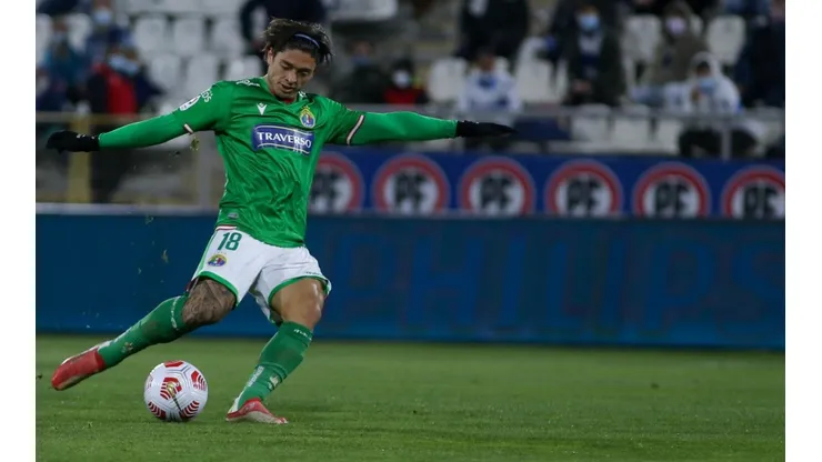 El talentoso extremo del fútbol chileno dejará a Audax Italiano y se sumará a su nuevo club después de jugar Eliminatorias Sudamericanas con la selección chilena.