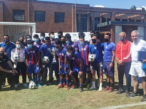 Kike Acuña participa en la certificación VAR de los árbitros