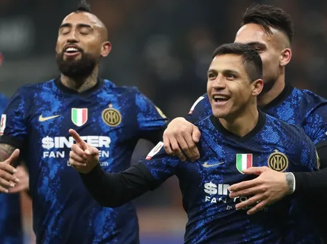 El Covid-19 "pone en riesgo" a Alexis, pero la Roja celebra