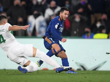 Hazard marca milagroso gol y remonta a Elche para clasificar