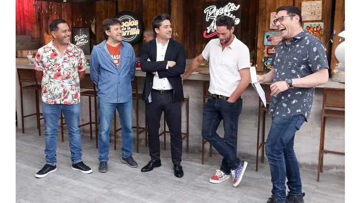 Socios de la Parrilla y los actores de Machos.