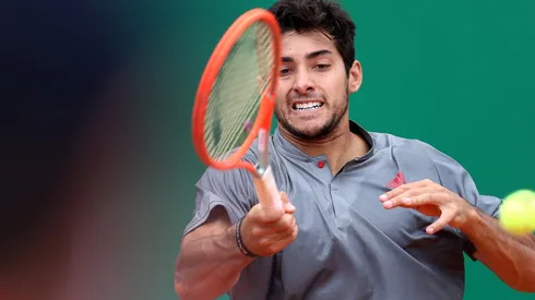 Cristian Garin puede meterse entre los quince mejores tenistas del circuito profesional si mantiene el pulso en el Abierto de Australia