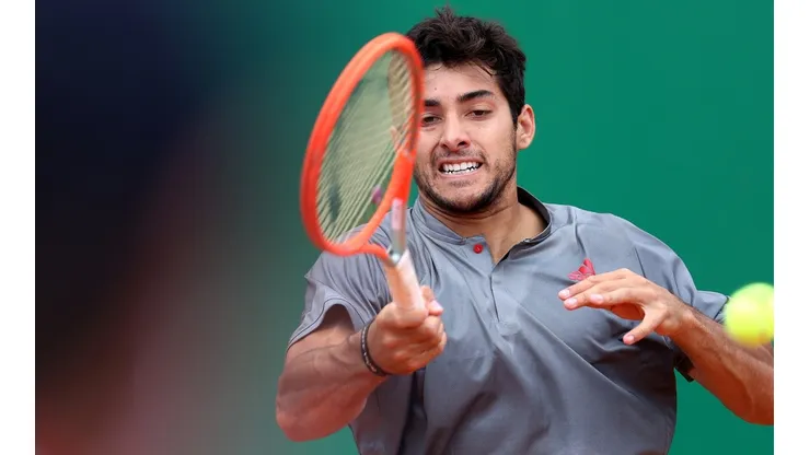 Cristian Garin puede meterse entre los quince mejores tenistas del circuito profesional si mantiene el pulso en el Abierto de Australia
