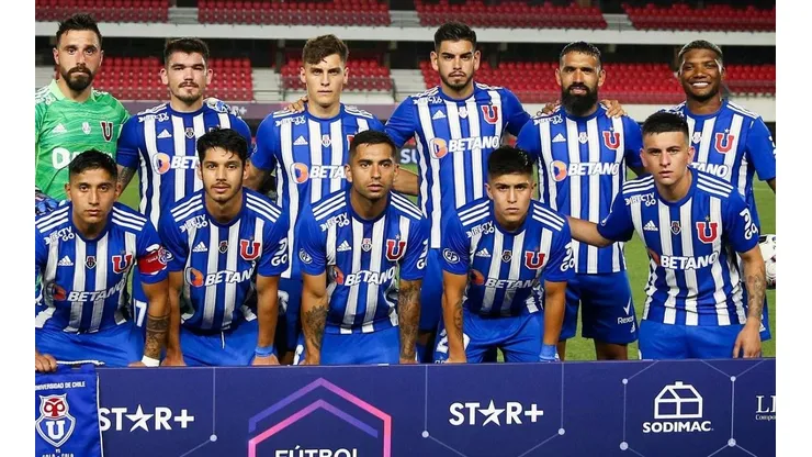 Universidad de Chile cayó en su debut frente a Colo Colo por 2-1.
