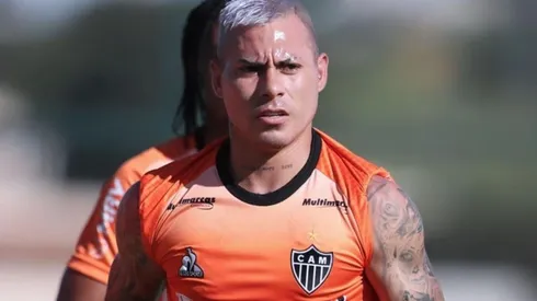Eduardo Vargas se prepara con todo para enfrentar a Argentina.