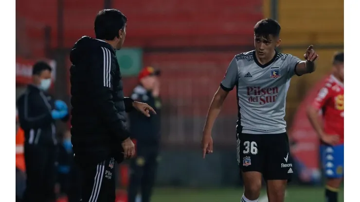 Gustavo Quinteros mostró su conformidad por la permanencia de Solari