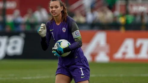 La chilena se quedó con el galardón de la FIFA a la mejor arquera del mundo.