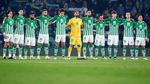 Claudio Bravo volvió a sumar minutos en Betis