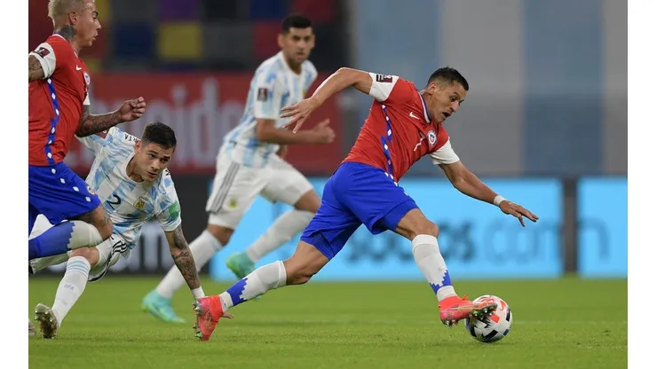 Alexis Sánchez llega en un gran momento al duelo ante Argentina en eliminatorias