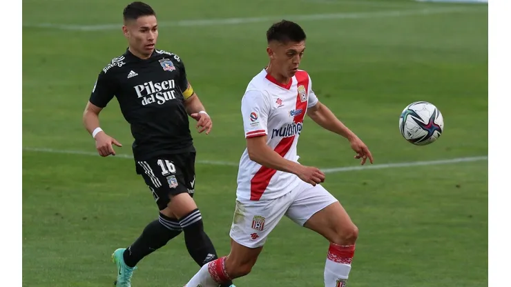 Felipe Fritz seguirá jugando con Curicó Unido