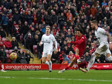 Con chambonada, Liverpool triunfa y trepa al subliderato