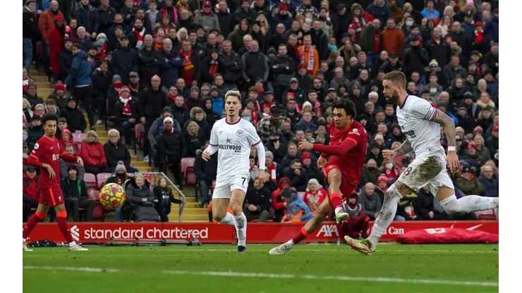 Liverpool se impuso al Brentford y ahora es sublíder