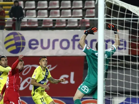 Ñublense zafa ante Everton por Nicola Pérez y el poste