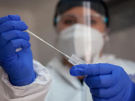 ¿Si tengo Covid cuántos días tengo que estar en cuarentena?