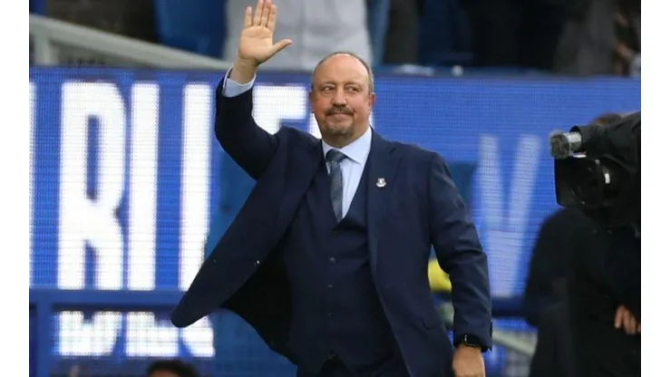 Rafa Benitez destituido de la banca de Everton.