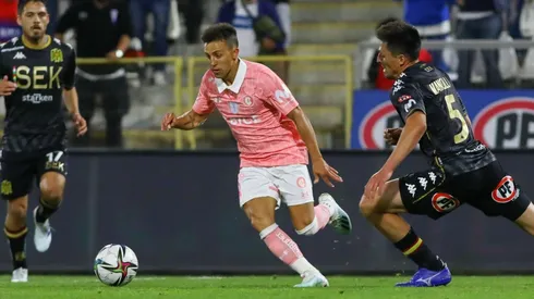 Ante posibles nuevos brotes de Covid-19, si no hay 10 profesionales la ANFP deberá suspender el partido.