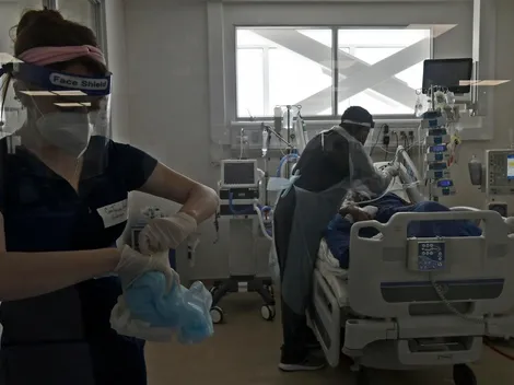 Revisa AQUÍ el total de los casos positivos activos y por región que se registran en Chile