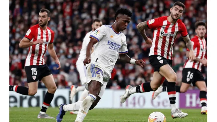 Real Madrid eliminó a Barcelona y el Athletic hizo lo propio con el Atlético de Madrid.