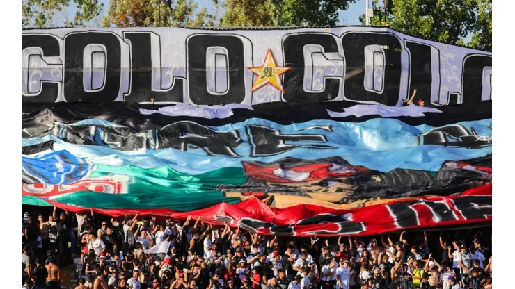 Los migrantes se declaran en su mayoría hinchas de Colo Colo