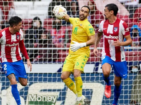 En Betis avisan que renovación de Claudio Bravo está casi lista