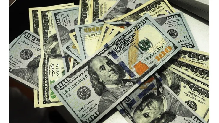¿A cuánto está el dólar?