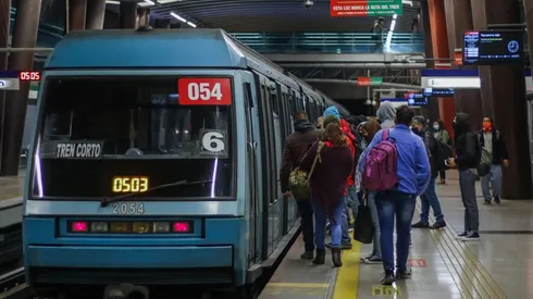 Revisa el detalle del tren subterráneo.