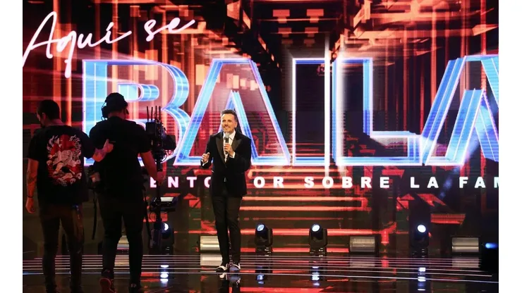 Aquí se Baila partió la noche de este lunes por las pantallas de Canal 13.