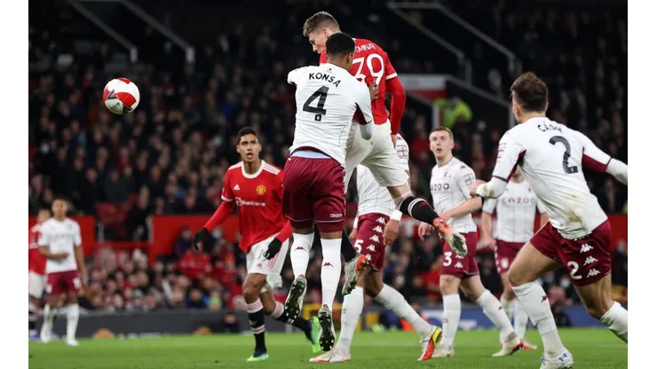 Manchester United avanzó en la FA Cup