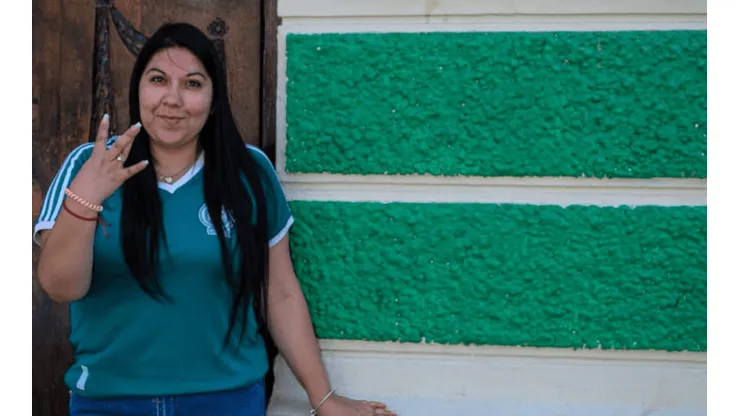 Angélica en la emblemática sede de Wanderers en Valparaíso