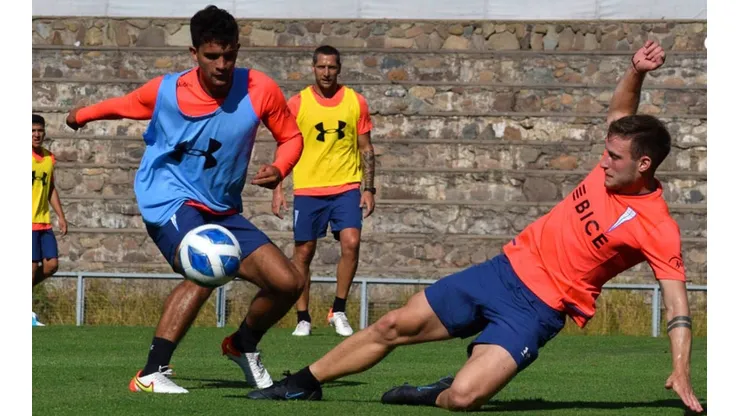 Bruno Barticciotto tendrá oportunidades de sumar minutos Sub 21 en Universidad Católica, pero la lucha será determinante