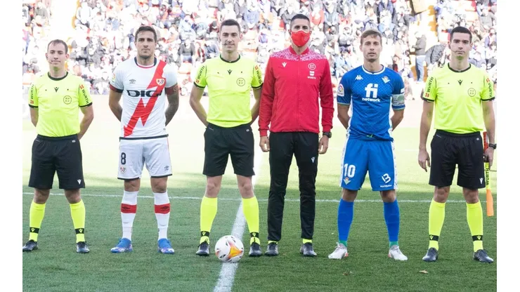 El Betis disparó contra el árbitro del duelo ante el Rayo Vallecano