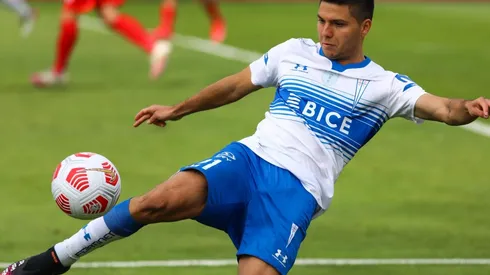 Tras una larga espera, finalmente Catuto decidió que continuará su carrera defendiendo los colores de Universidad Católica.