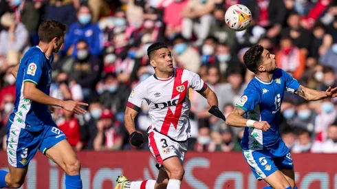Betis y el Rayo igualaron en un polémico encuentro