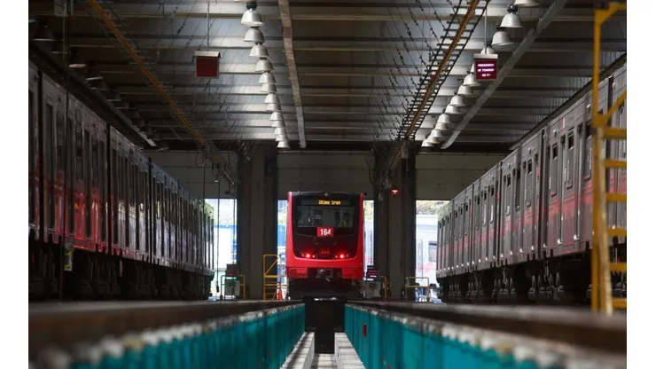 Revisa el horario de verano del Metro de Santiago