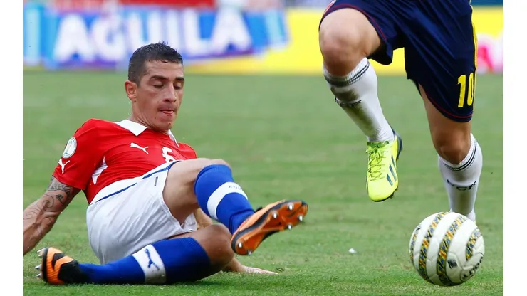 Carlos Carmona jugó por largos años en la Selección Chilena