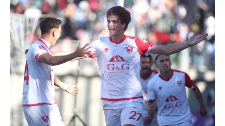Manuel López es seguido de los clubes grandes de Santiago