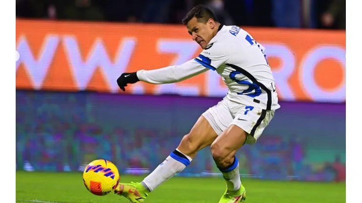 Alexis Sánchez es uno de los designados para los balones detenidos del Inter en ausencia de su compañero Hakan Calhanoglu