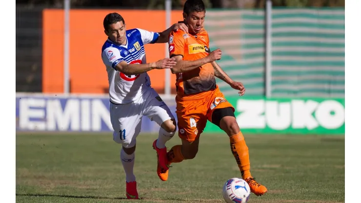 El central de 32 años regresó a Cobreloa para ayudar al club que lo vio nacer a volver a Primera y afirmó que esta temporada 2022 lo conseguirán.