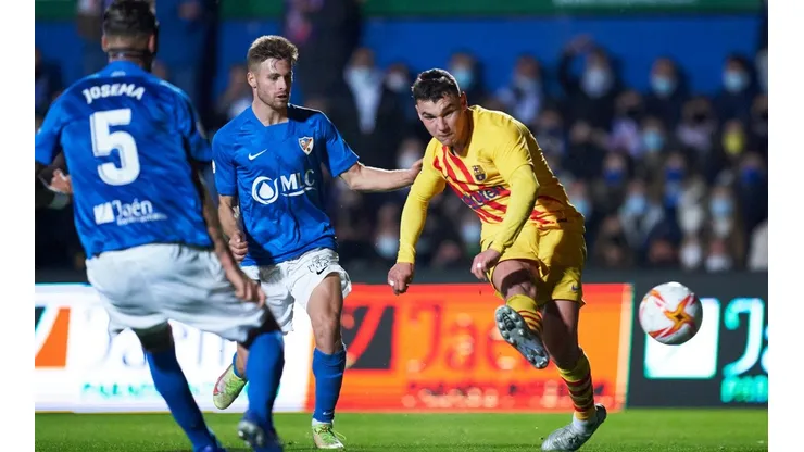 El juvenil Ferran Jutglá marcó un golazo para sellar el resultado para Barcelona.