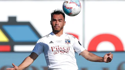 Gabriel Suazo se ilusiona con levantar copas como capitán de Colo Colo. Ya anotó la Copa Chile 2021.