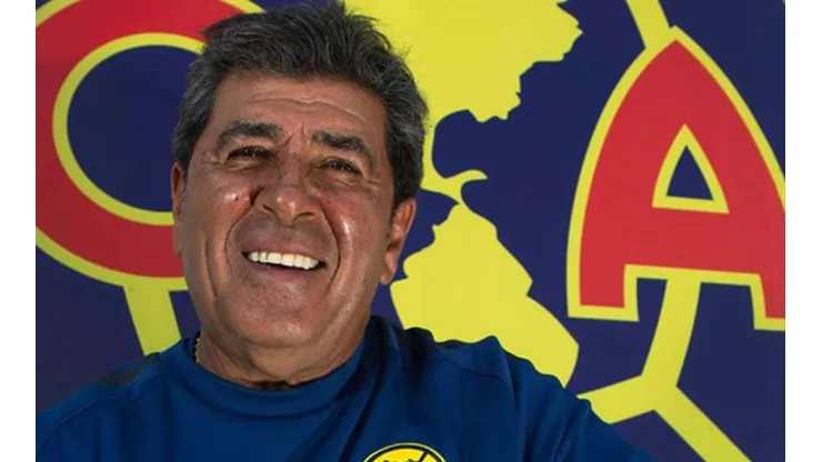 El chileno Carlos Reinoso y una dura revelación para el América.
